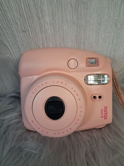 Aparat natychmiastowy Instax