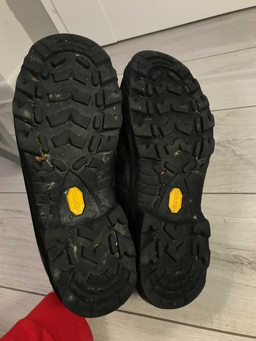 Buty trekkingowe Garmont rozm. 40 gore-tex/vibram