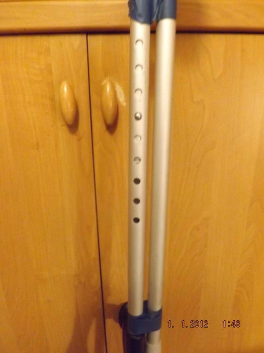 Sprzedam wygodną jedną kulę łokciową -tak jak nowa