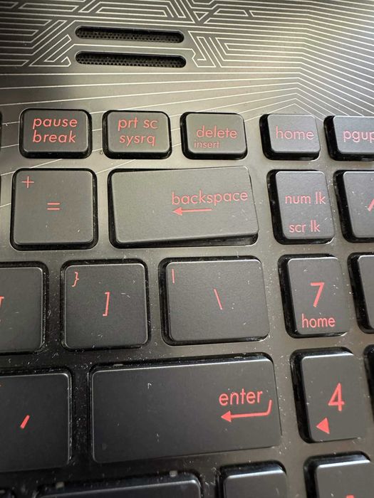 ASUS GL552VW | i5-6300HQ | GTX 960M | 1TB+ | 8GB RAM