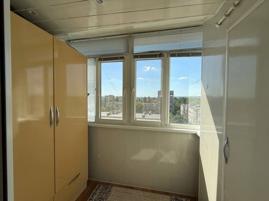 Продам 2 кімнатну квартиру з ремонтом на ж/м Придніпровськ/ Самарський район