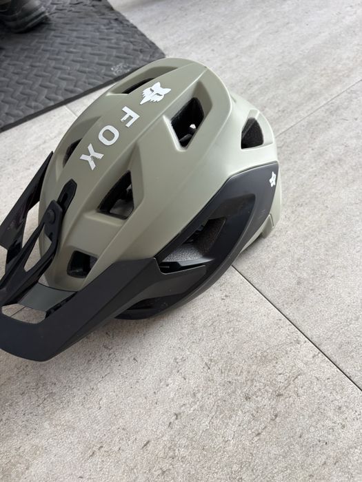 Capacete fox sistema mips