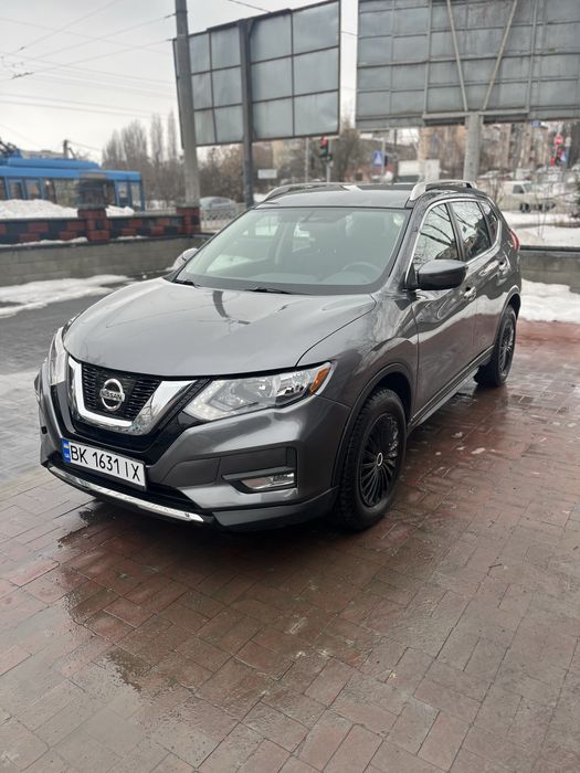 Nissan Rogue 2017 AWD • пригнаний зі США • 150 тис км