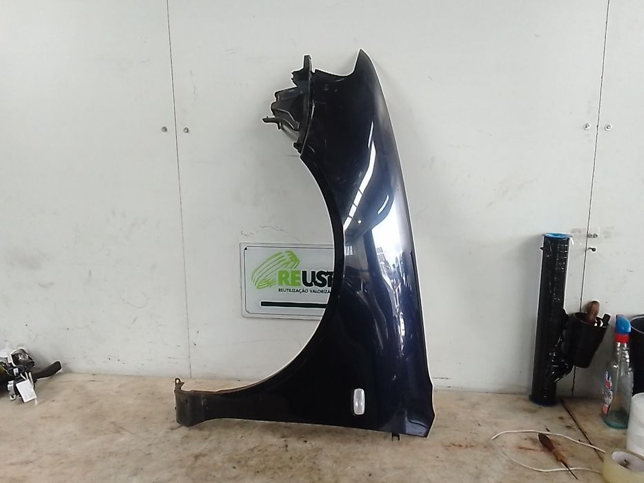 Guarda-lamas esquerdo AUDI A3 (8L1)