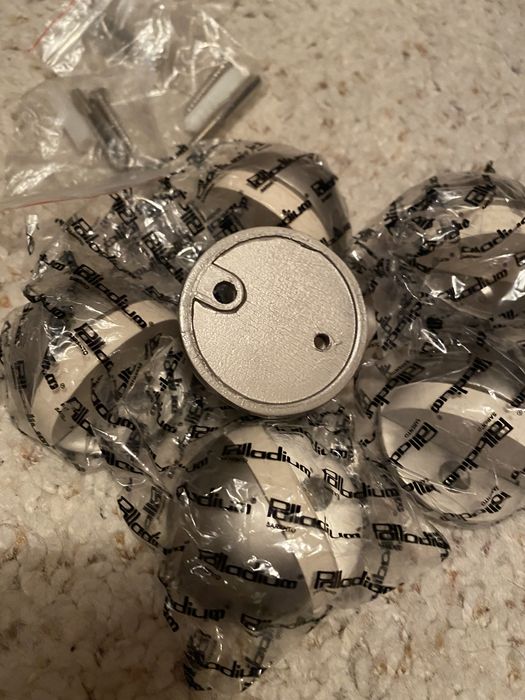 Стопор дверной напольный