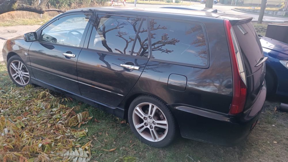 Mitsubishi Lancer 1.6 benzyna