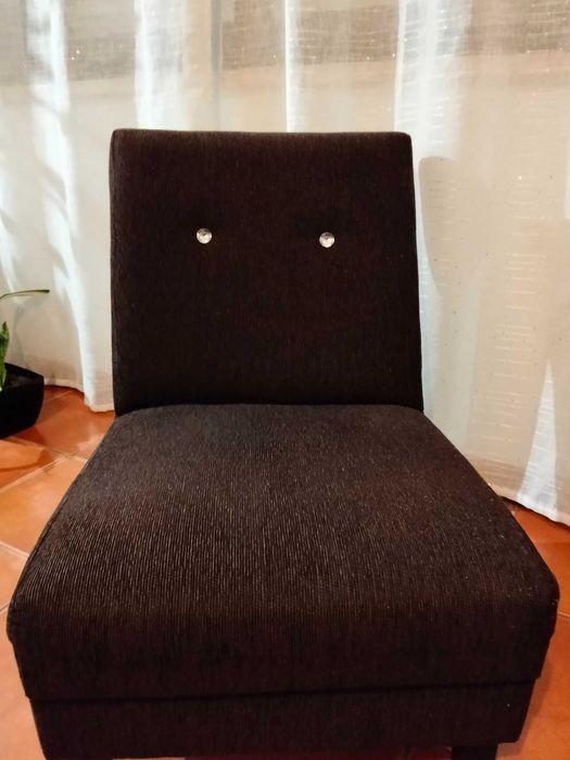 2 sofás individuais em perfeito estado