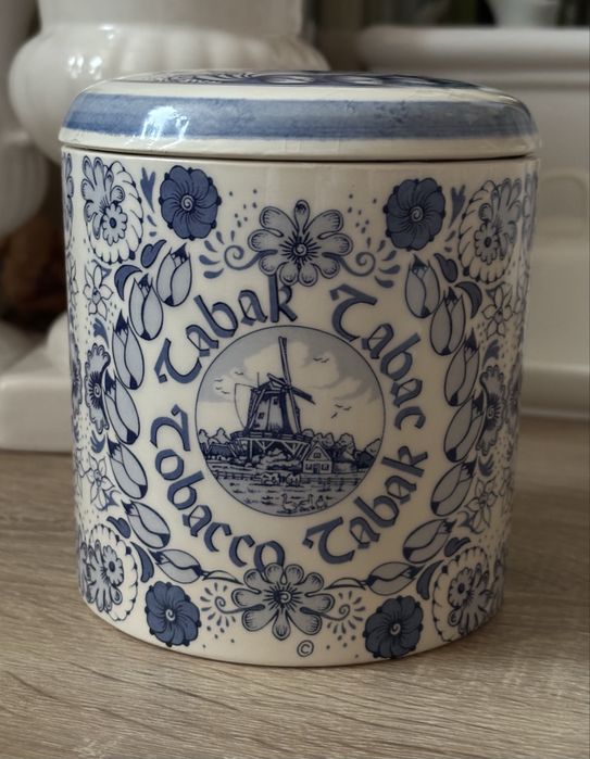 Ceramiczny pojemnik na tytoń Delft Blue