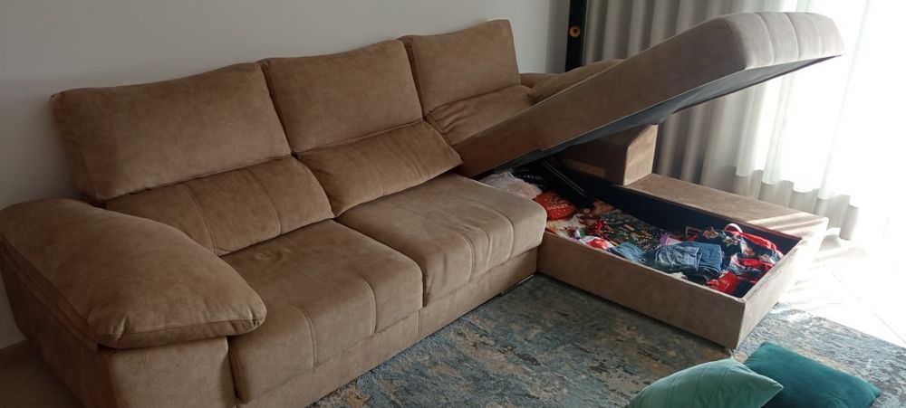 Sofá de 3 lugares com chaise long