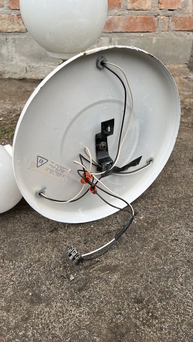 Lampa sufitowa biała