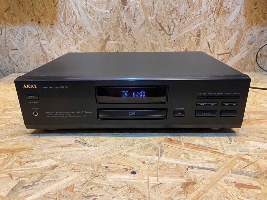 Akai cd odtwarzacz CD 19