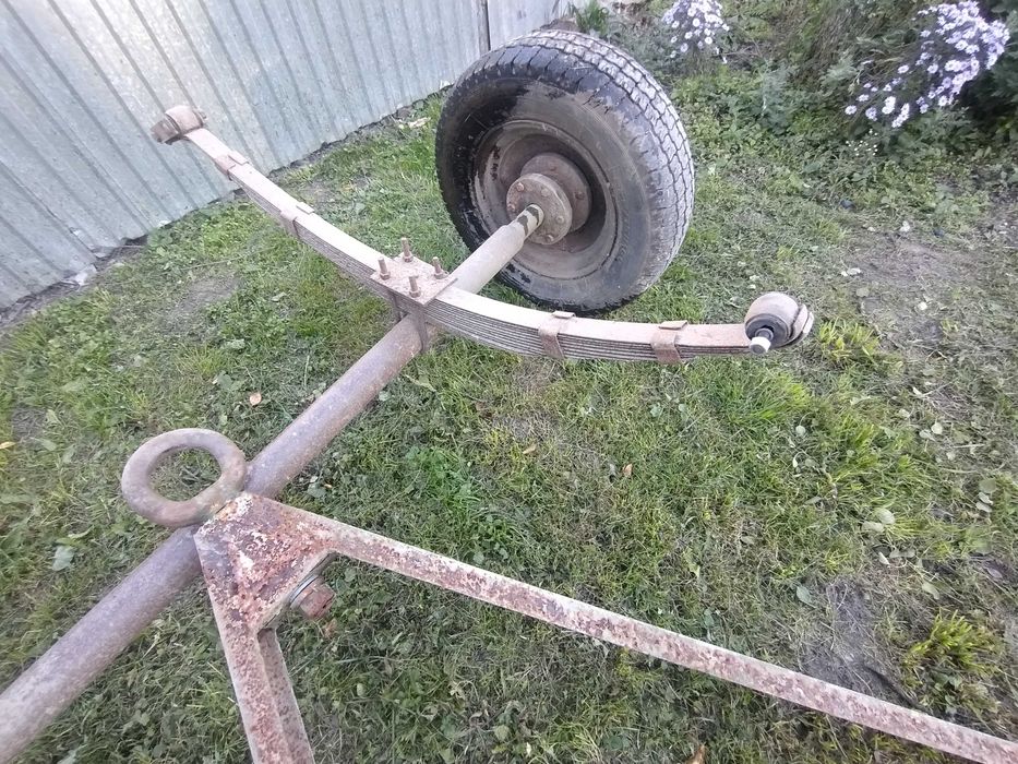 Вісь для прицепа в зборі