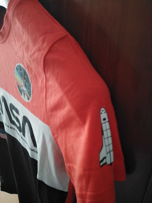 T-shirt da Nasa.