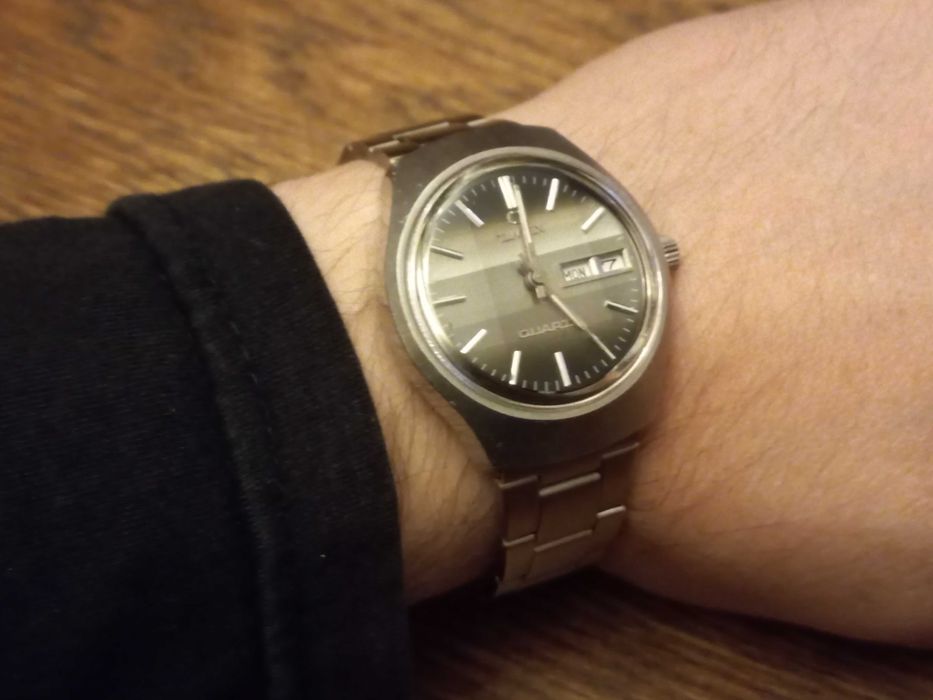 Sprzedam niespotykany męski zegarek Timex Quartz Electric na chodzie