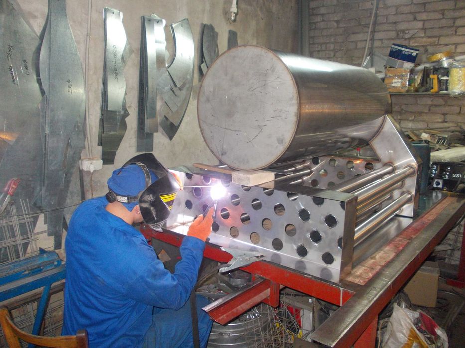 Теплообмінник для малярної фарбувальної камери під пальник на дизелі