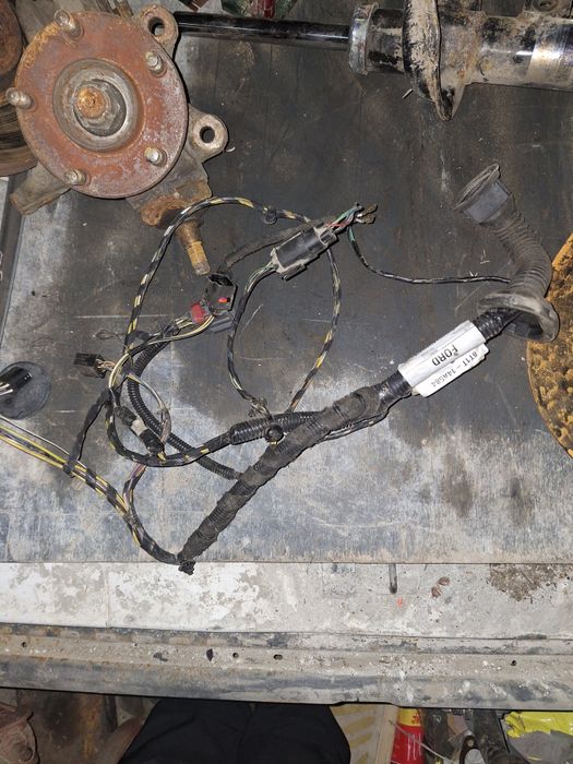 Продам проводку водійської дверки на Форд транзит коннект 2008р