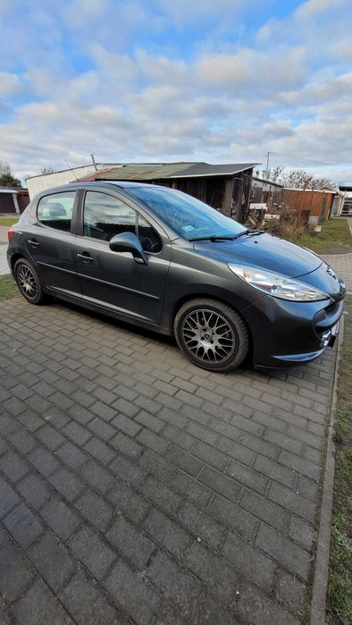 Peugeot 207 1.6 benzyna