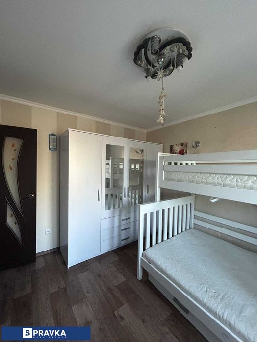 Красивая 2 к.кв с ремонтом и мебелью в теплом кирпичном доме!