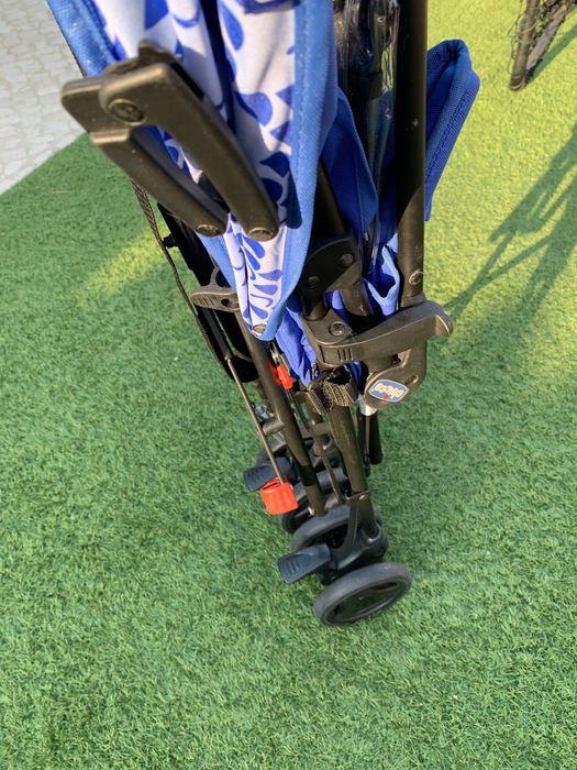 Carrinho de passeio compacto Chicco