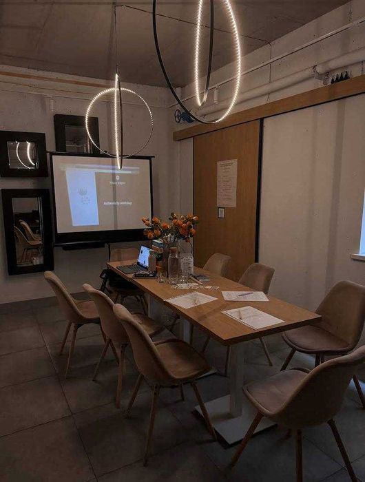 Готовий бізнес у ЖК «Нова Англія» — кав’ярня з кухнею та потенціалом