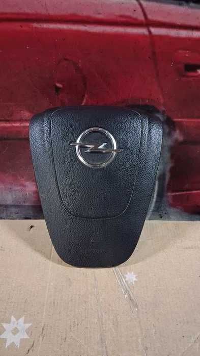 Подушка в руль airbag керма Opel Insignia A 13270401