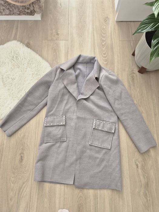 Верхній одяг жіночий