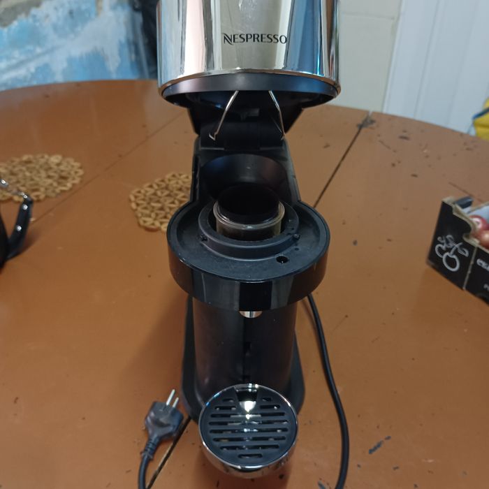 Máquina café Nespresso