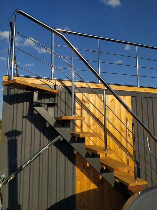 Поручні  перила сходи нержавійка металоконструкції