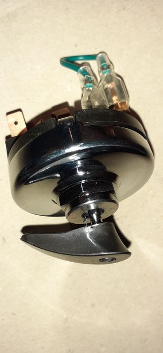 Stacyjka zapłonu wsk125 z kluczykiem