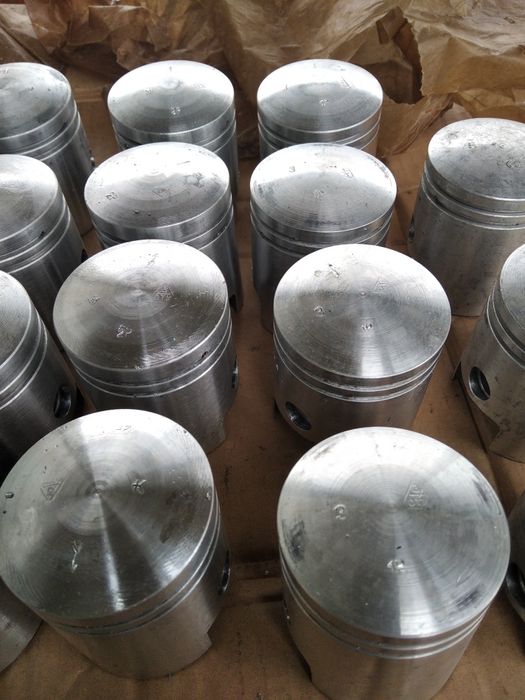 Поршні поршня Ціна за пару650 гр кольца Іж Юпітер 2, 3 , 4 , 5 моделі.