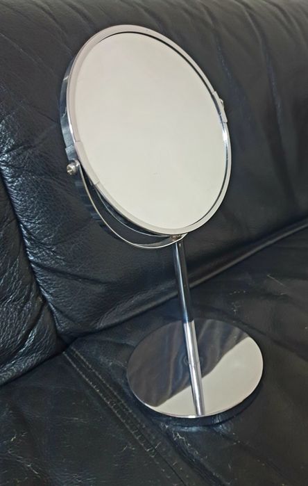 Nowe lustro dwustronne, kosmetyczne, stojące - chrom