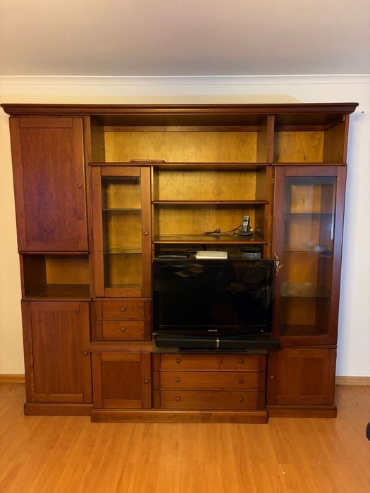 Móvel de sala Grande em Cerejeira