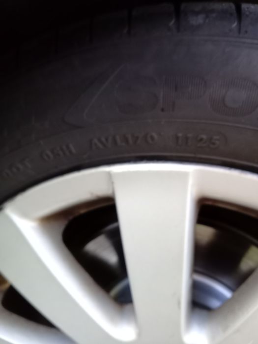 *** VW Golf kombi 1.9tdi *odpinany hak* klima***