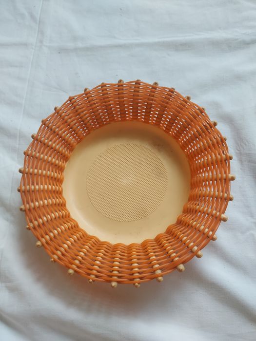 Plastikowy koszyk prl