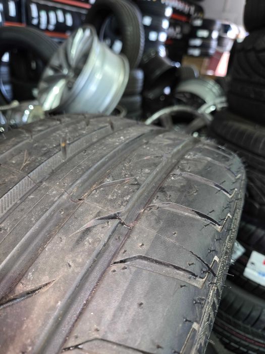 pneus 215/35 R19 novos