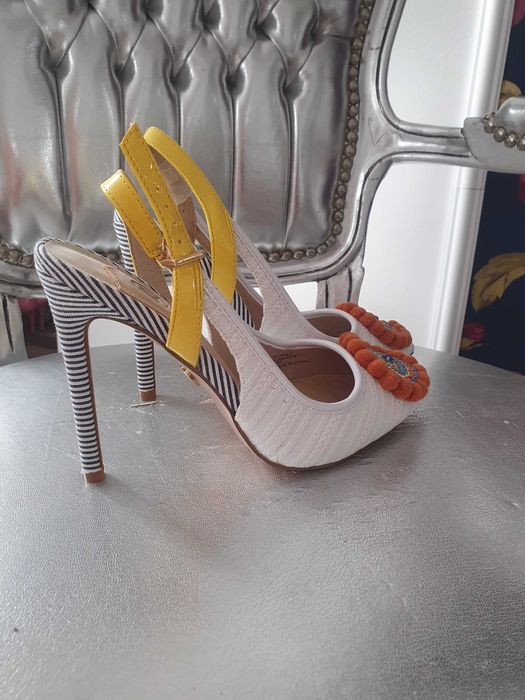 Oryginalne Szpilki zebra River Island Nowe