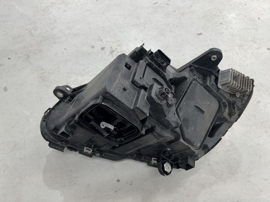 Фара права W205 LED/Full LED A 205 906 26 04 Европа орігінал