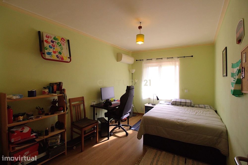 Apartamento T3 com Suite no Montenegro – Rés do Chão