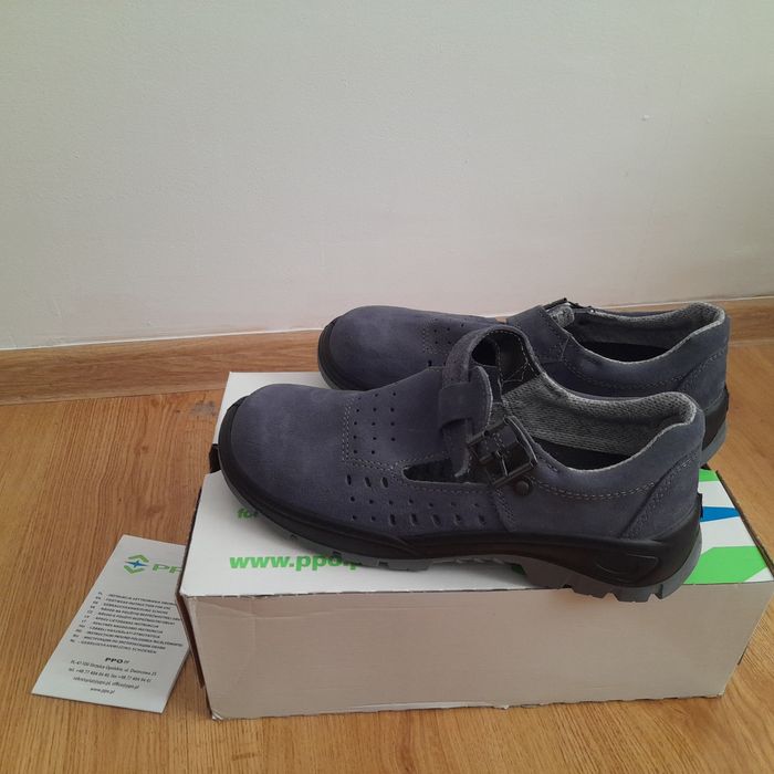 Buty sandały robocze męskie nowe.