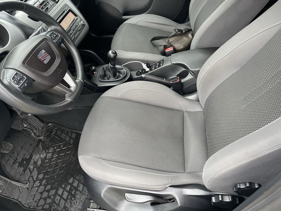 SEAT ALTEA XL 2015 продам авто