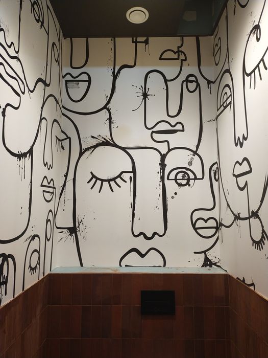 Montaż tapet i fototapet, precyzyjnie, w przystępnych cenach