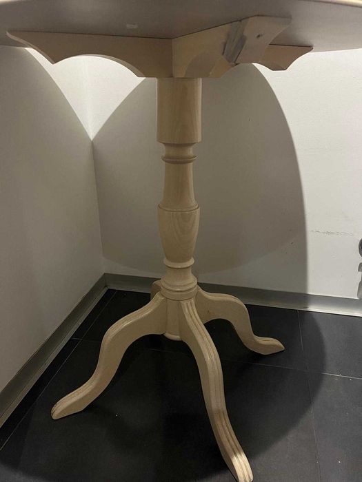 Mesa redonda para sala de Madeira