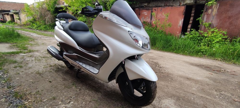 Yamaha Magesti 250