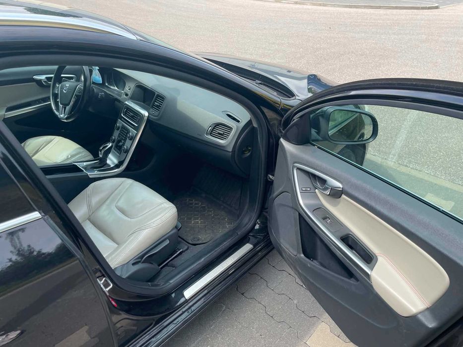 Volvo V60 T3 2016, FV23%, II właściciel