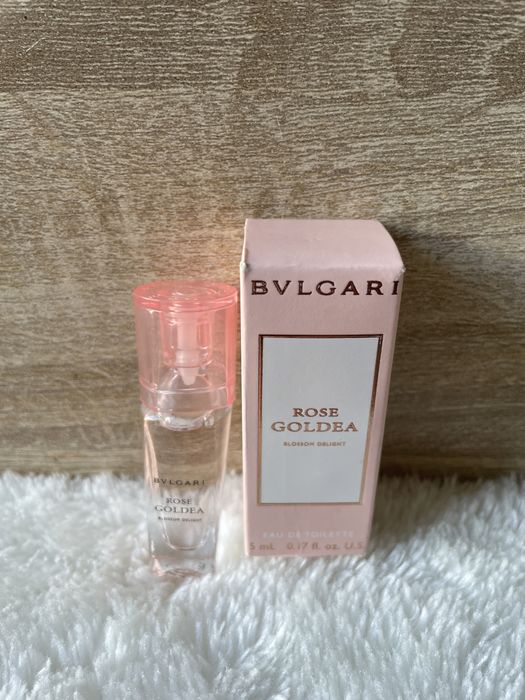 Bvlgari kosmetyczka z kosmetykami
