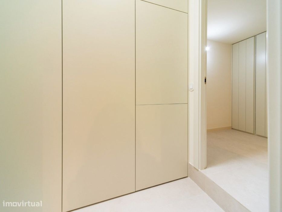 Apartamento T4 na Rua do Telhal