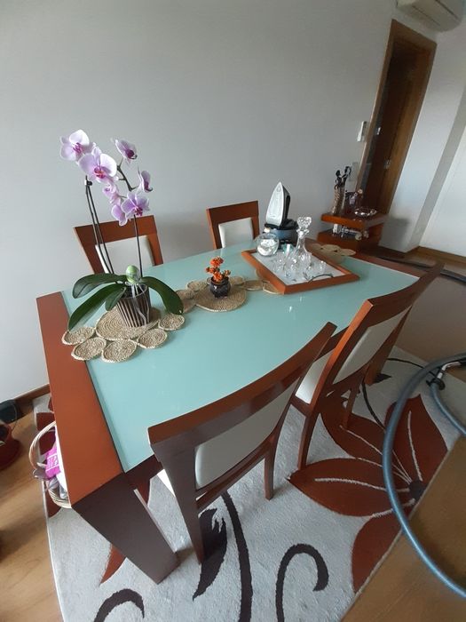 Conjunto móveis em bom estado