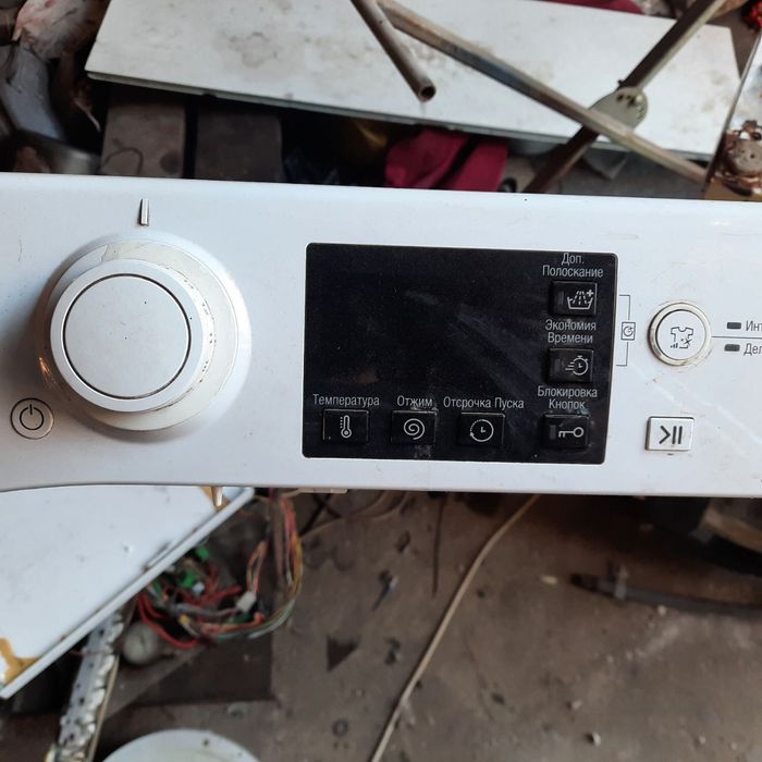 Пральна машина Hotpoint-Ariston RSSG 602 разбор на запчастини