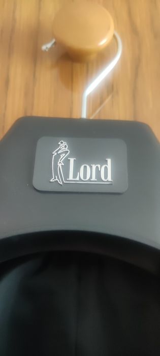 Garnitur męski firmy Lord