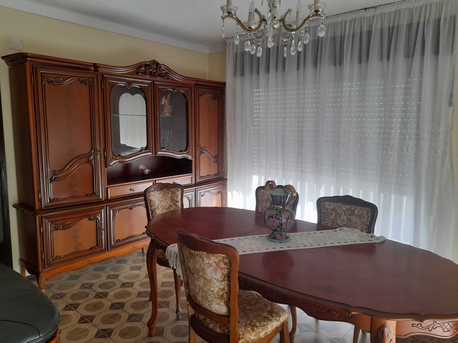 sala de jantar de luxo em cerejeira - estado impecável (como novo)
